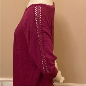 Women’s crochet sleeve blouse